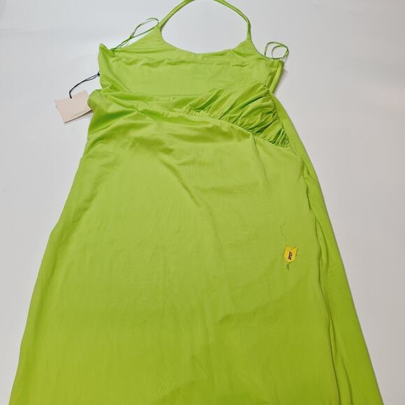 Superdown Brie Maxi Dress in Lime Medium - Picture 13 of 13